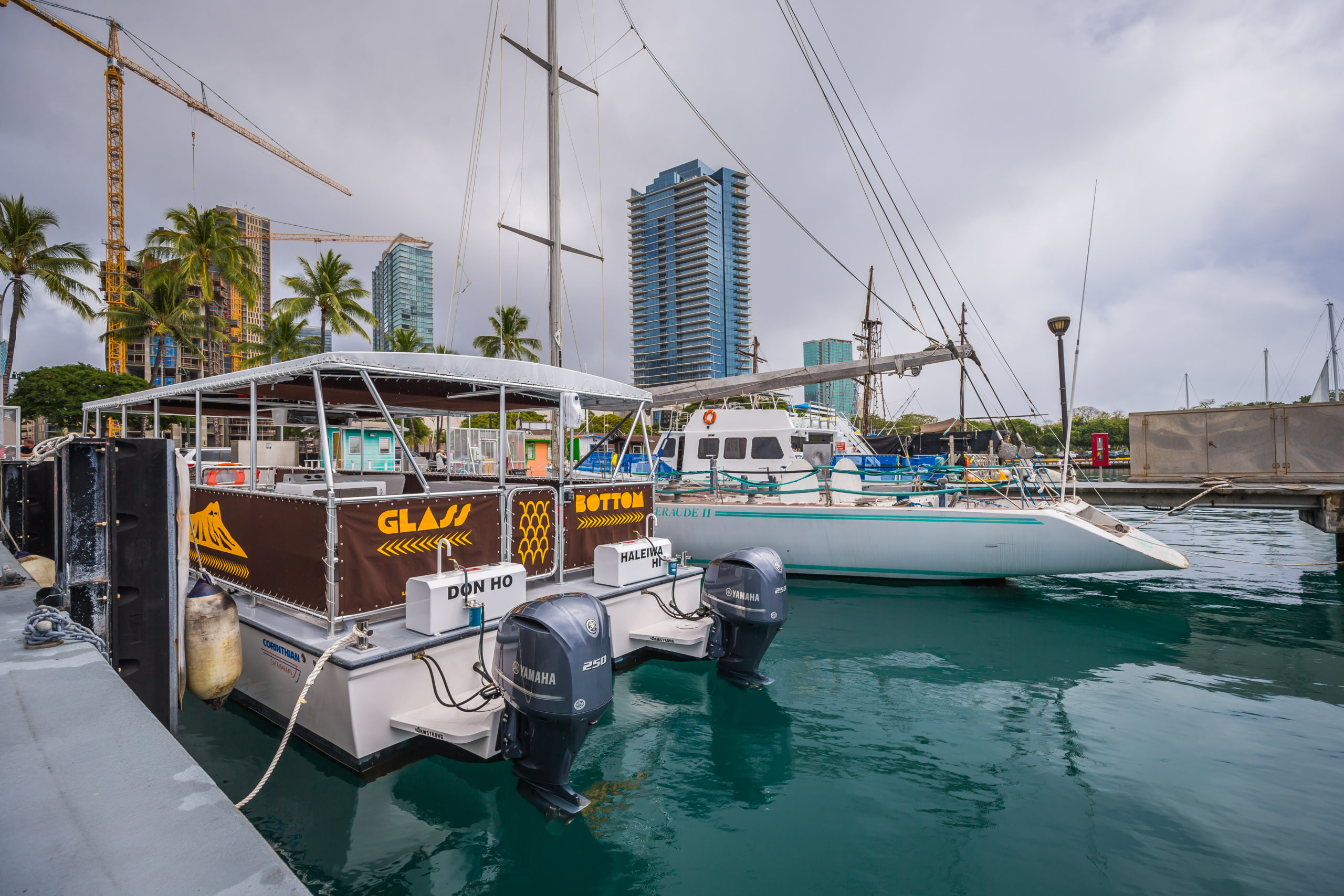 leahi catamaran honolulu