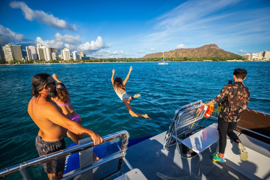 leahi catamaran honolulu