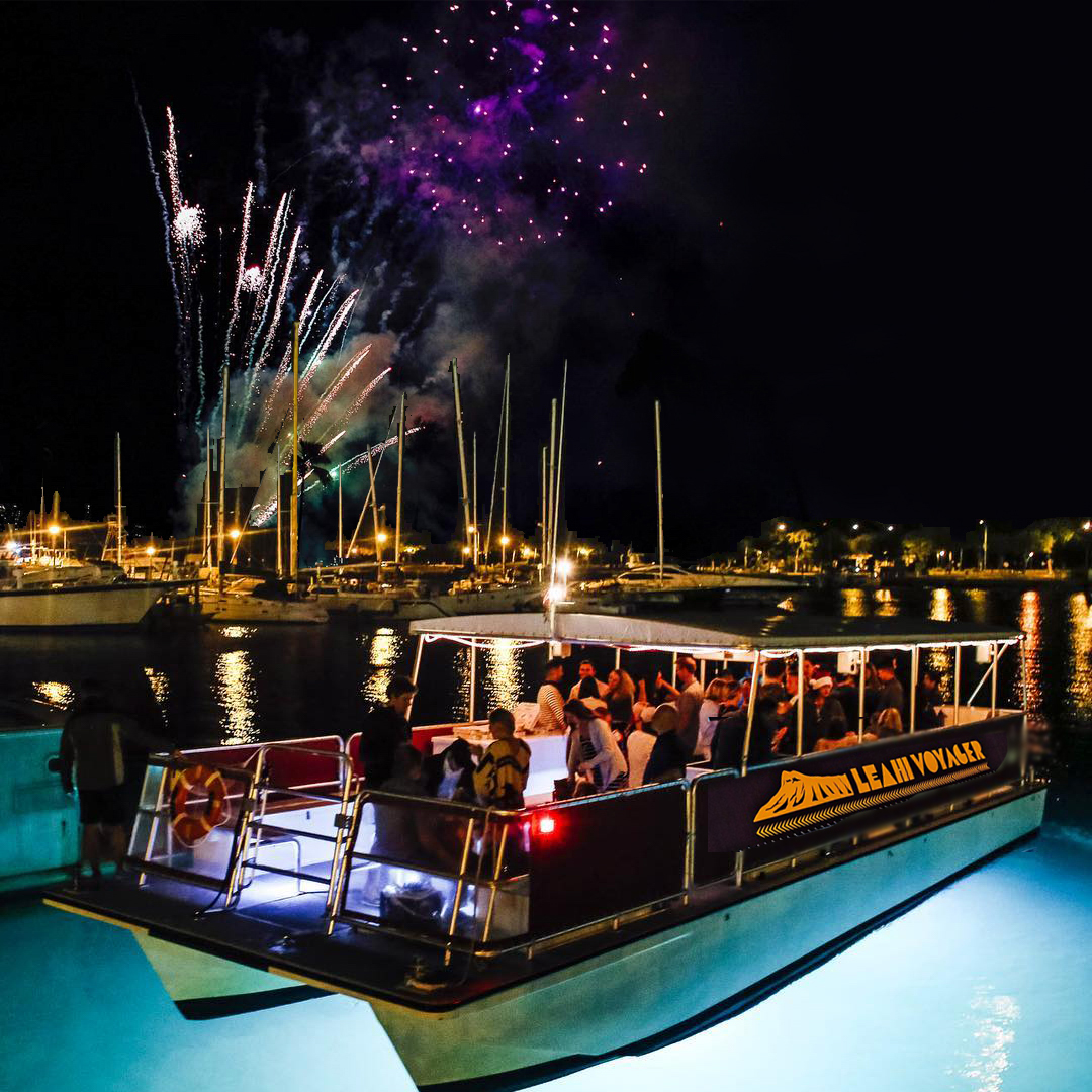 Leahi Voyager Glass Bottom Boat Fireworks Cruise